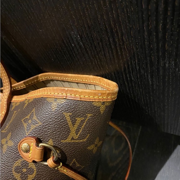 Louis Vuitton Classic Brown neverfull MM Monogram Tote - Picture 10 of 15